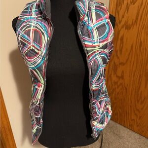 Old Navy Colorful Geometric Puffer Vest size 12